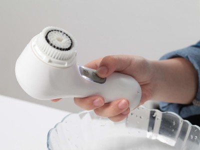 潔面儀電防膠方案，聚力牌膠水為粘接電器保駕護(hù)航